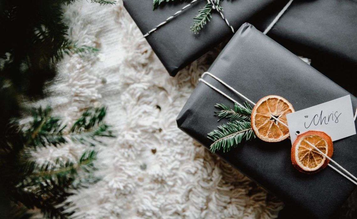 Natural gift wrapping. Photo by Cassidy Dickens
